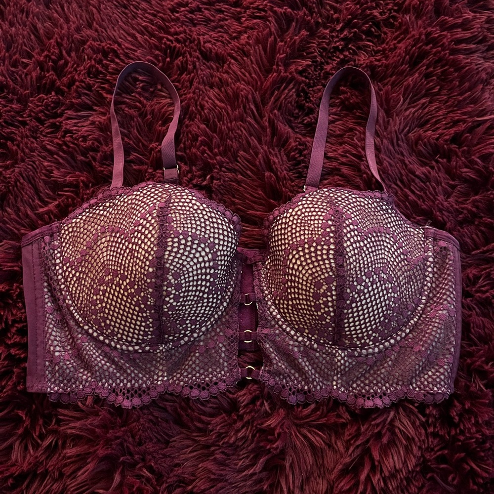 Pre loved purple lace lightly padded Frederick’s of Hollywood bra